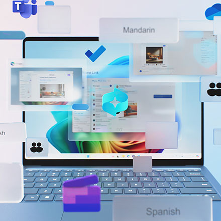 Een laptop met geopende apps en pictogrammen die erboven zweven, tegen een lichtblauwe achtergrond.