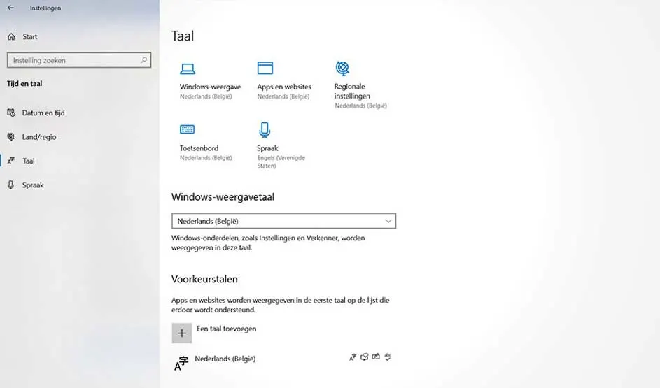 Een scherm met Windows taalinstellingen, inclusief opties voor weergave, toetsenbord en spraak in het Nederlands en Engels.