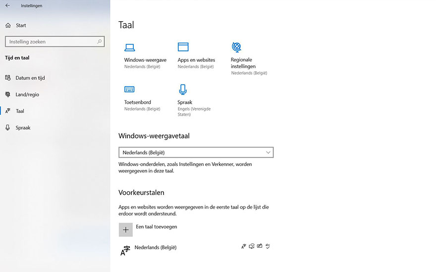 Een scherm met Windows taalinstellingen, inclusief opties voor weergave, toetsenbord en spraak in het Nederlands en Engels.