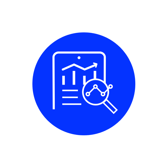Un cercle bleu avec une tablette blanche affichant un graphique et une loupe avec un graphique à l'intérieur.