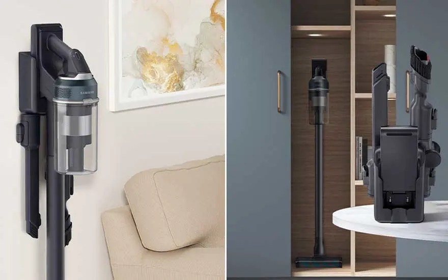 Gros plan sur aspirateur balai posé sur station de charge, accessoires rangés dans le placard et au mur, prêt pour un nettoyage rapide.