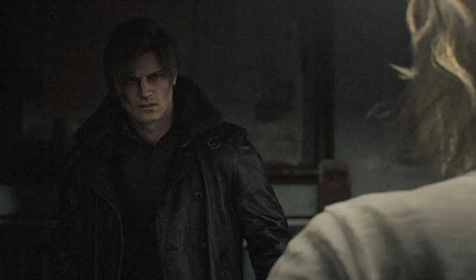 This is a video game. In a foggy room, a man in a dark leather coat faces a blonde woman in the foreground; the mood feels tense and ominous.