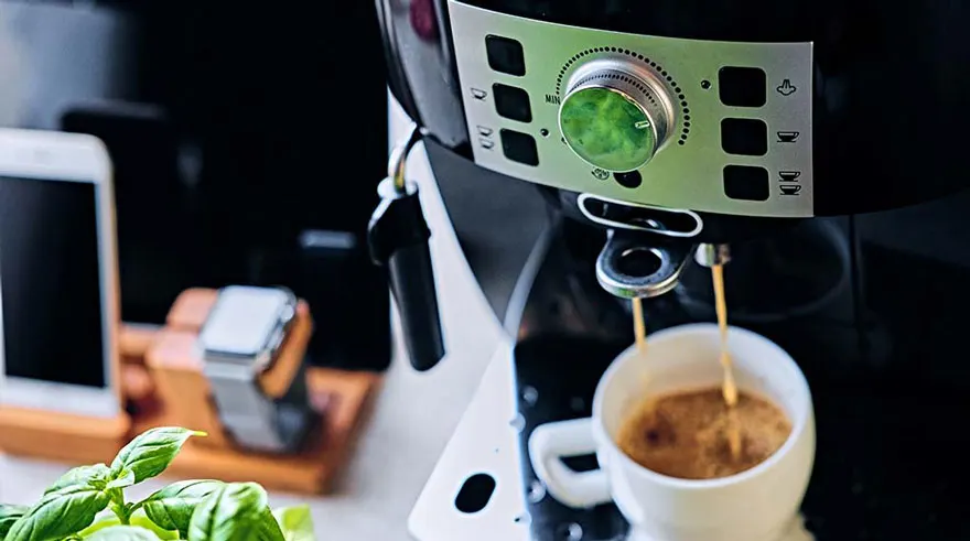 Hoe vaak moet je een koffiezetapparaat ontkalken?