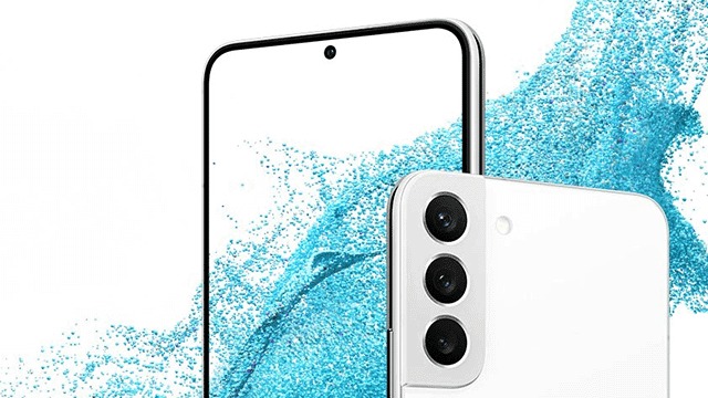 Deux smartphones blancs se superposent sur un fond bleu et blanc abstrait. Le téléphone au premier plan a trois lentilles de caméra visibles.