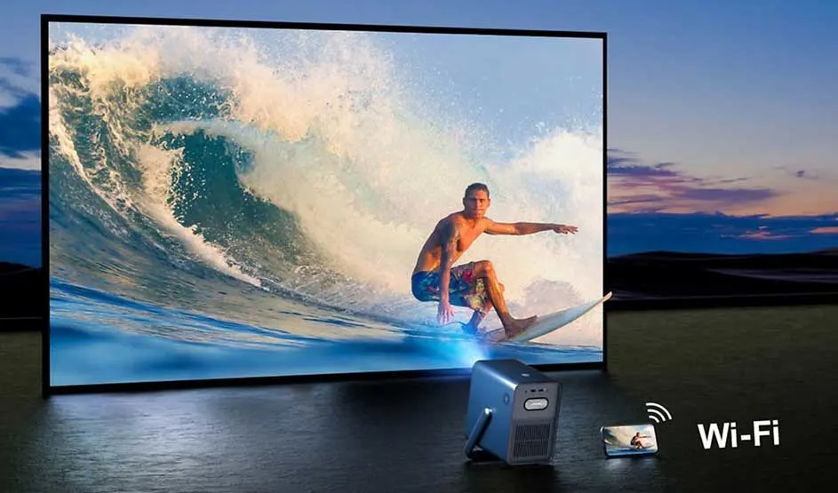Un surfeur sur une vague à l’écran ; devant, un petit appareil et un smartphone, avec un pictogramme Wi‑Fi.