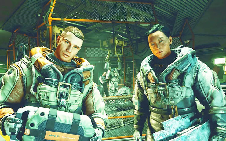 Deux personnes en combinaisons spatiales futuristes dans un intérieur industriel vert et jaune.