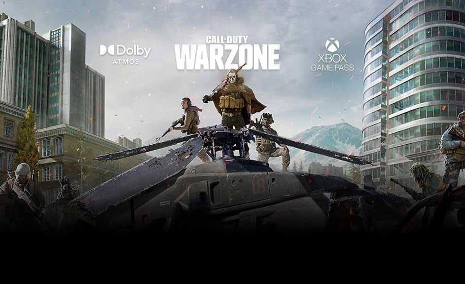 Een Call of Duty: Warzone-afbeelding toont gebouwen, een berg, een helikopter en het logo van de game.