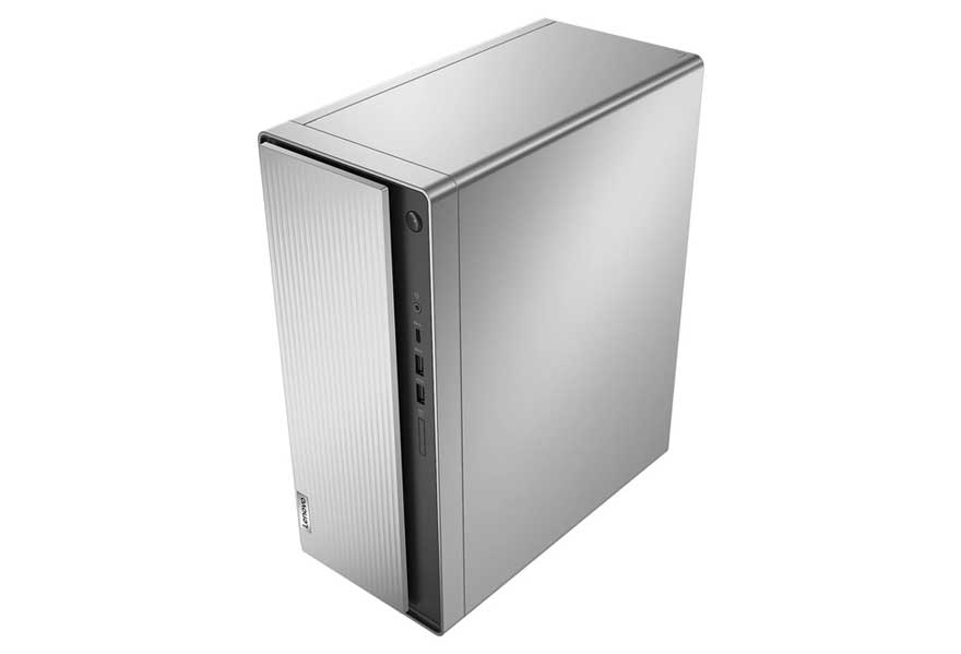 Boîtier PC argenté avec façade texturée verticale et ports USB visibles sur fond blanc.