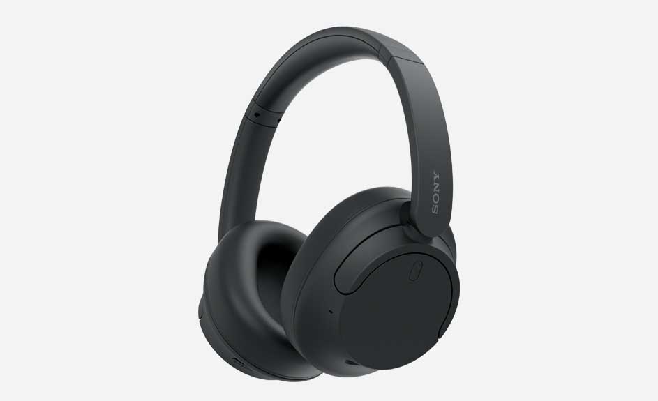 Casque noir Sony sur fond blanc. L'arceau relie deux oreillettes rondes rembourrées. Le logo Sony est visible.
