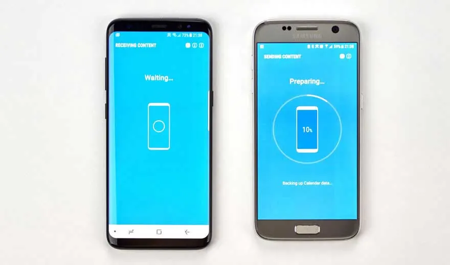 Twee smartphones met blauwe schermen. Links staat "Waiting...", rechts "Preparing... 10%".