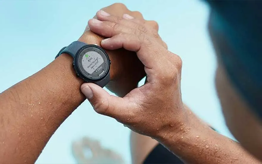 Is een Garmin-smartwatch bestand tegen water? 
