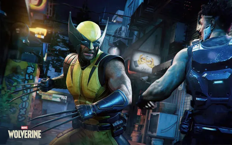 Een stedelijke confrontatie: Wolverine in geel kostuum en masker, klauwen vooruit, gespierde houding terwijl hij een gewapende tegenstander aanvalt.