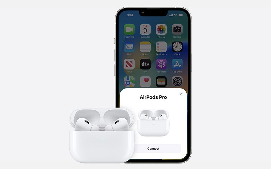 Un iPhone affichant l'écran d'accueil, avec une fenêtre contextuelle AirPods Pro et un étui AirPods ouvert à côté.