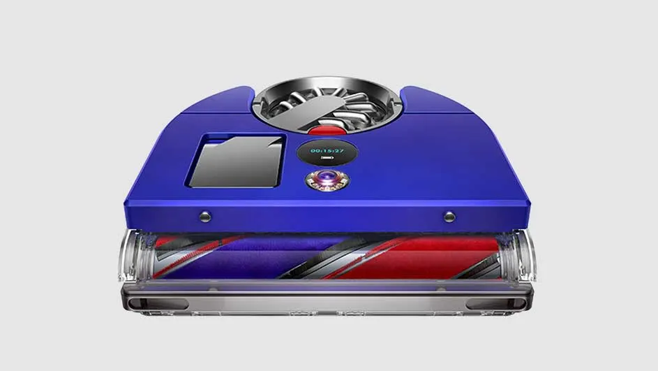 Een blauwe robotstofzuiger met een rood-paarse borstel en LCD-scherm staat op een witte achtergrond.
