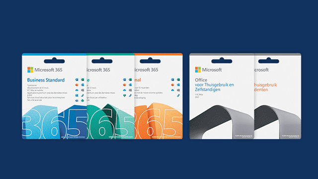 Emballages Microsoft 365 sur fond bleu. Les produits incluent Business Standard, Personal et Office pour la maison et les indépendants.