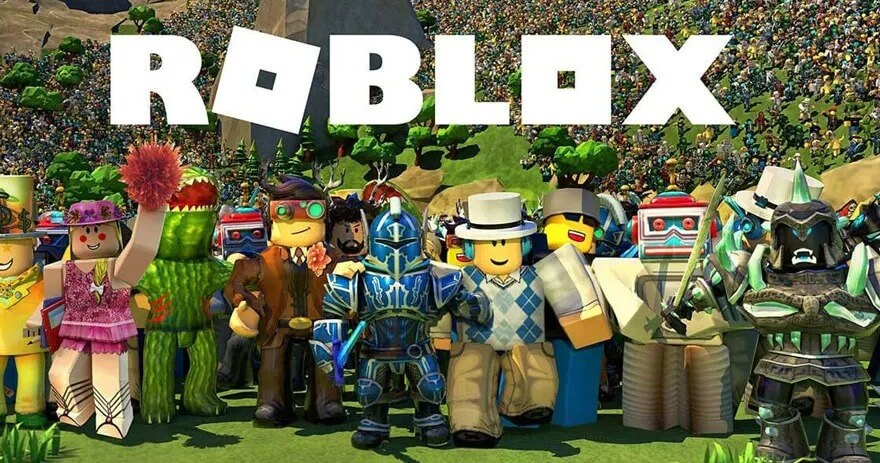 Zicht op een groep Roblox-avatars met het Roblox-logo op een groene achtergrond met bomen en veel figuren.