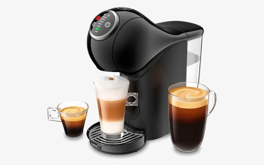 A black coffee machine with round controls displays three drinks: espresso, latte and black coffee, beside a clear water tank.