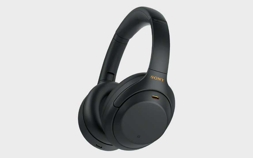 Casque Sony noir sans fil circum-aural avec logo doré, au design haut de gamme promettant une excellente qualité sonore.