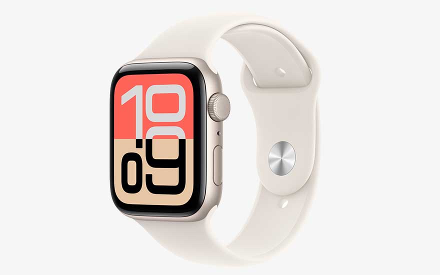 Een crèmekleurige smartwatch heeft een rechthoekig scherm met grote rode, witte en zwarte cijfers, plus een metalen zijkroon.