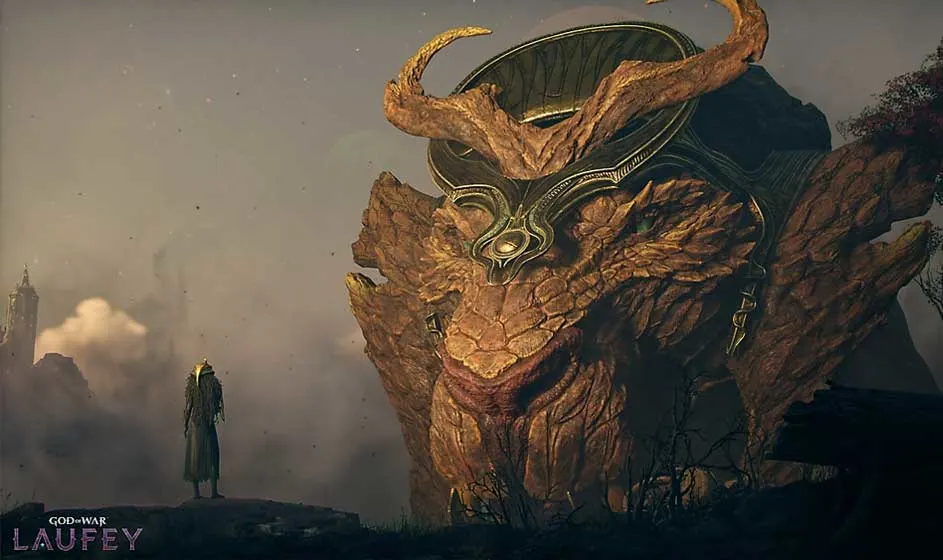 Een kolossaal stenen wezen met imposante horens en verweerde huid ligt in het landschap; een eenzame figuur staat erbij, mystiek en onheilspellend.