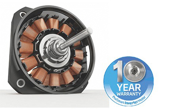 Moteur noir avec bobines de cuivre et axe métallique. Logo bleu "Garantie 10 ans" pour moteur ProSmart Inverter.