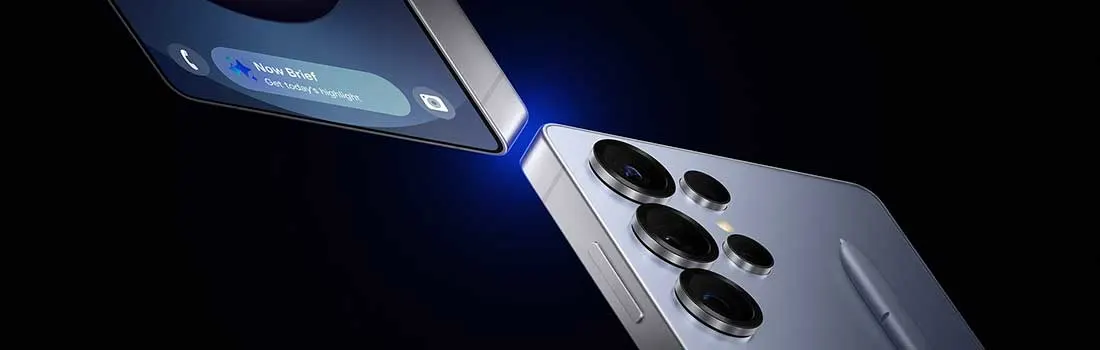 Deux smartphones modernes avec systèmes de caméras avancés, présentés sur un fond bleu foncé élégant avec éclairage dramatique.