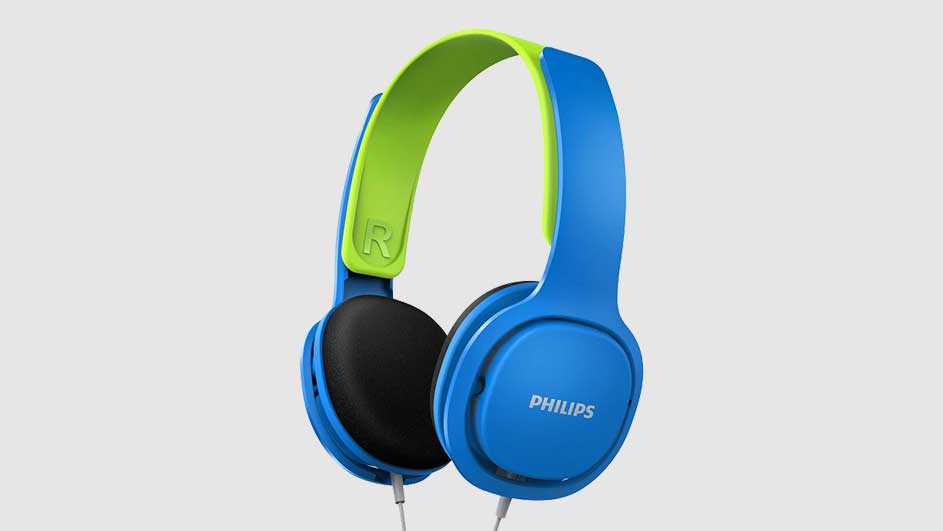 Blauwe Philips-hoofdtelefoon met groene binnenkant van de hoofdband en zwarte oorkussens, tegen een witte achtergrond.