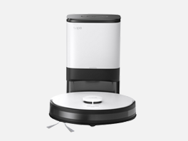 Robot vacuums with cleaning station