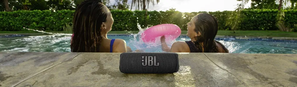 Quelle est la différence entre la JBL Flip 5 et la JBL Flip 6 ?