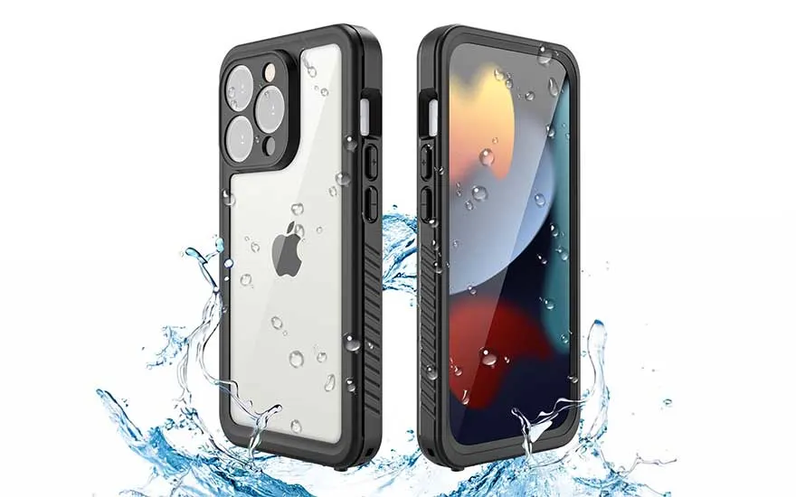 Des coques de téléphone étanches sont présentées avec des gouttes, pour mettre l’accent sur leur protection contre l’eau.