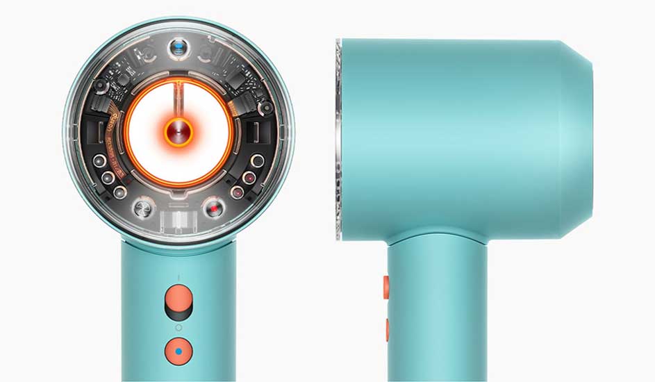 Deux sèche-cheveux turquoise sur fond blanc. Un affiche l'intérieur avec des composants orange.