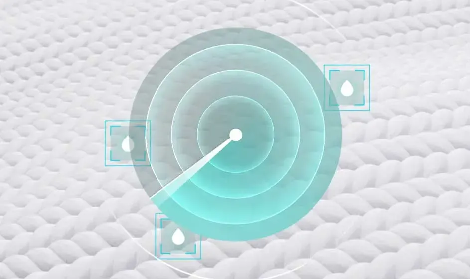Un tissu blanc matelassé apparaît avec des cercles radar turquoise et de petites icônes d’humidité, comme si des capteurs mesuraient le séchage.