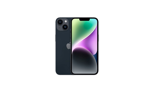 Voici deux iPhones : un bleu avec trois caméras et un argenté, et un avec un écran vert et violet.