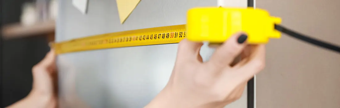 Nismaten van een inbouwkoelkast opmeten: hoe doe je dat? 