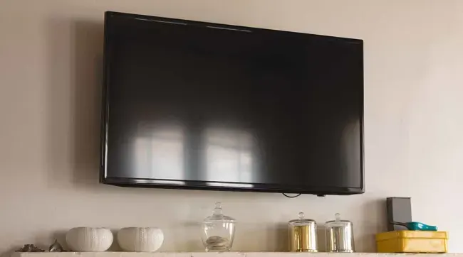 À quoi faire attention pour trouver les bonnes dimensions lors du choix d'une TV ?