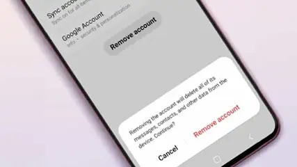 Écran de smartphone affichant une invite "Supprimer le compte" avec des options d'annulation ou de confirmation.