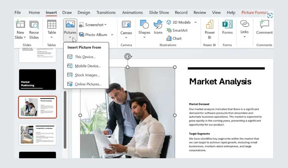 Une capture d'écran de PowerPoint, avec le menu "Insertion" ouvert et un document "Analyse de marché" en cours d'édition.