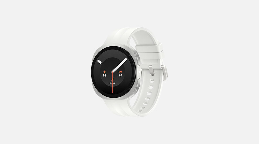 Samsung Galaxy Watch9 met minimalistische digitale wijzerplaat, in de kleur wit.
