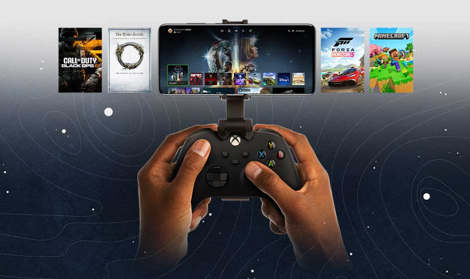 Des mains tiennent une manette sous un écran de smartphone avec des jeux, tandis que des titres colorés flottent sur fond sombre.