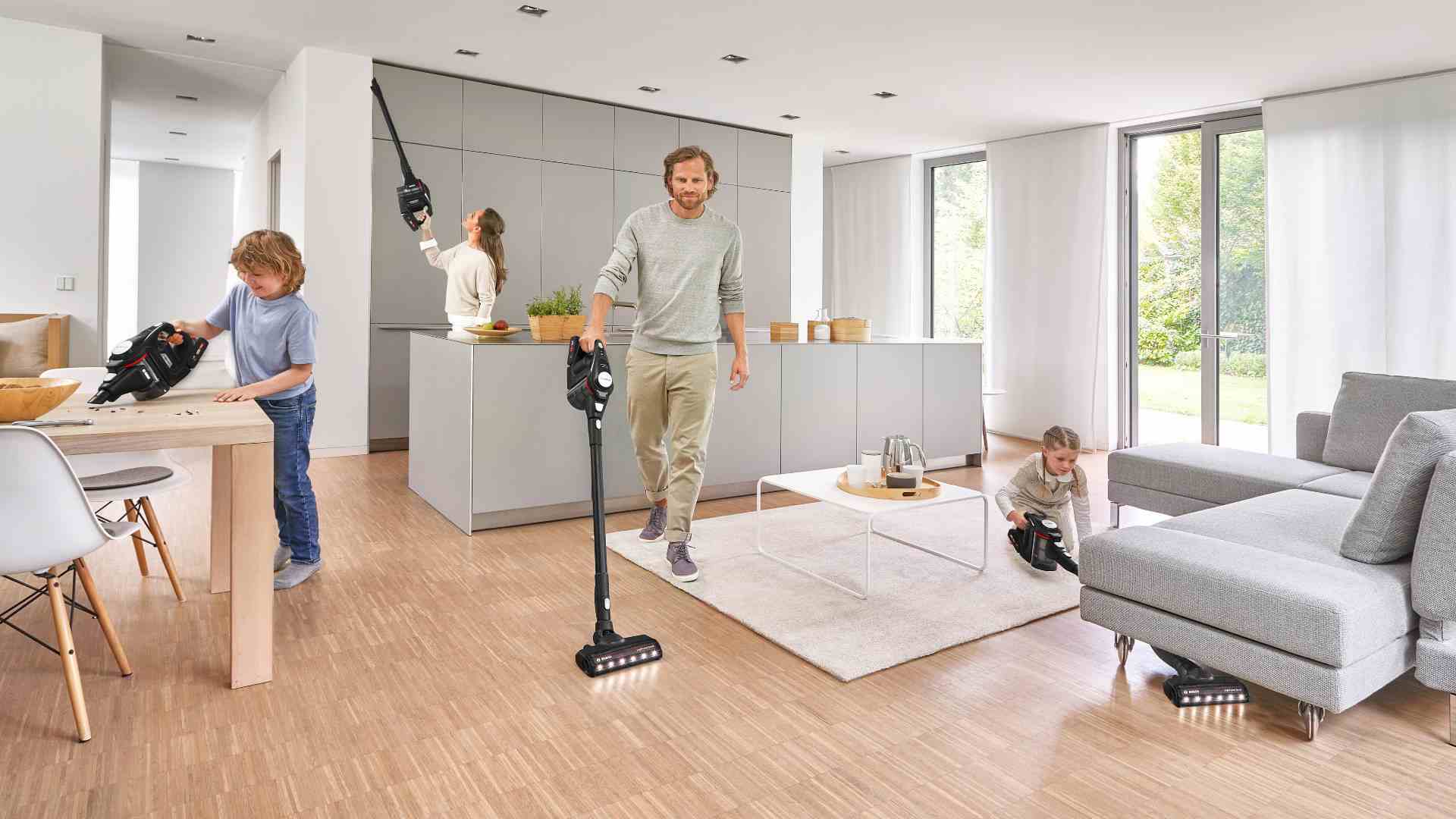 BOSCH Aspirateur balai 18 V (BCS82BL24)