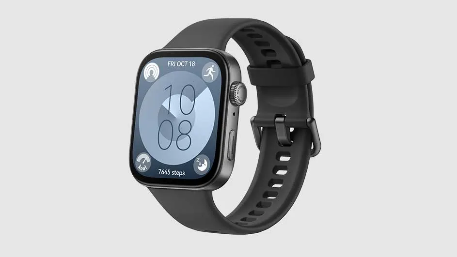 Een zwarte smartwatch toont "10:08" en "VRI OKT 18" op een lichtgrijze achtergrond. Het heeft een zwarte band.