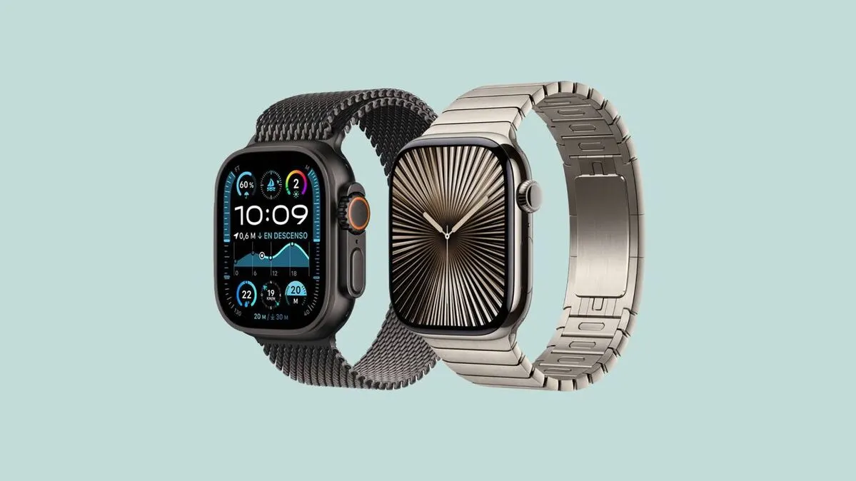 Dos relojes inteligentes en primer plano: uno con correa de malla y pantalla digital, otro con correa metálica y manecillas. Fondo azul.