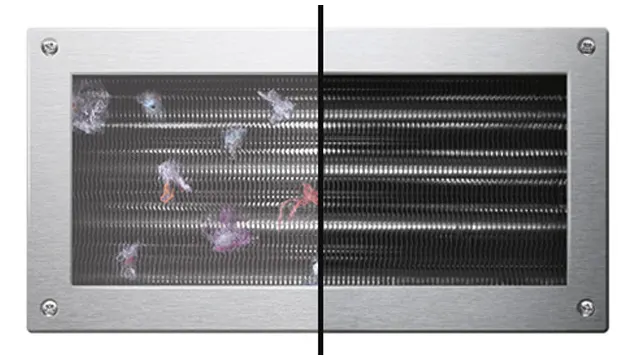 Detalle de un condensador autolimpiante. La mitad izquierda lo muestra con pelusas y la mitad derecha, completamente limpio