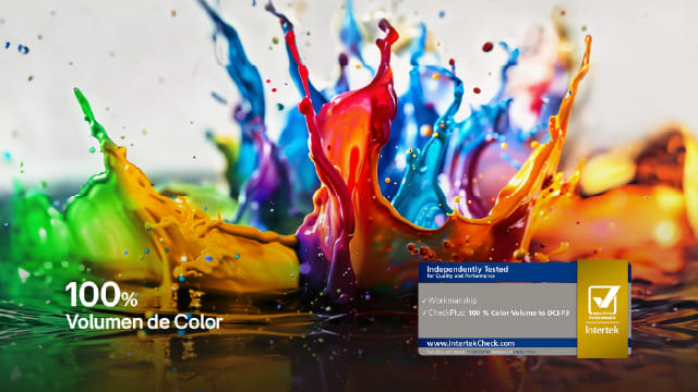 Salpicaduras de pintura de colores vivos con texto “100% Volumen de Color” y sello de certificación.