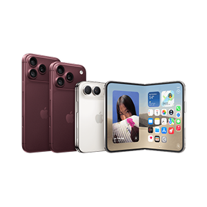 Cuatro modelos de Apple iPhone alineados en colores blanco, azul, dorado y negro. El teléfono blanco tiene una sola cámara trasera, el azul tiene dos cámaras traseras, el dorado tiene tres cámaras traseras y el negro también tiene tres cámaras traseras. La pantalla del teléfono negro está encendida y muestra un fondo con tonos oscuros y formas curvas en colores cálidos