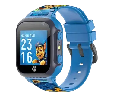 Reloj inteligente azul con la hora 23:16 y un personaje de dibujos animados en la pantalla. La correa es azul con hebilla negra.