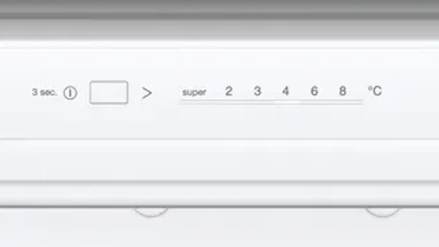 Detalle de los controles del frigorífico mostrando la función congelación Super seleccionada