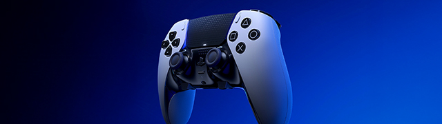 Mando inalámbrico DualSense Edge® en un fondo azul degradado.