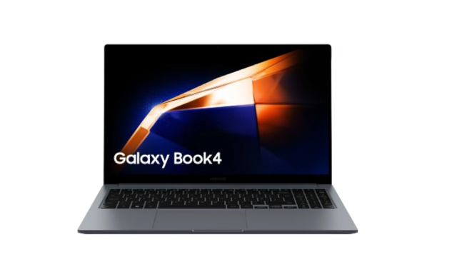 Portátil Samsung Galaxy Book4 gris abierto, con pantalla de diseño abstracto azul y naranja sobre fondo blanco.