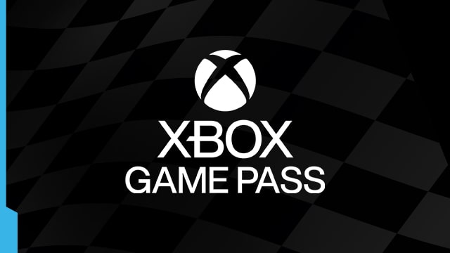 Logotipo blanco de Xbox Game Pass sobre un fondo ajedrezado en tonos negros y grises, con una línea vertical azul a la izquierda.